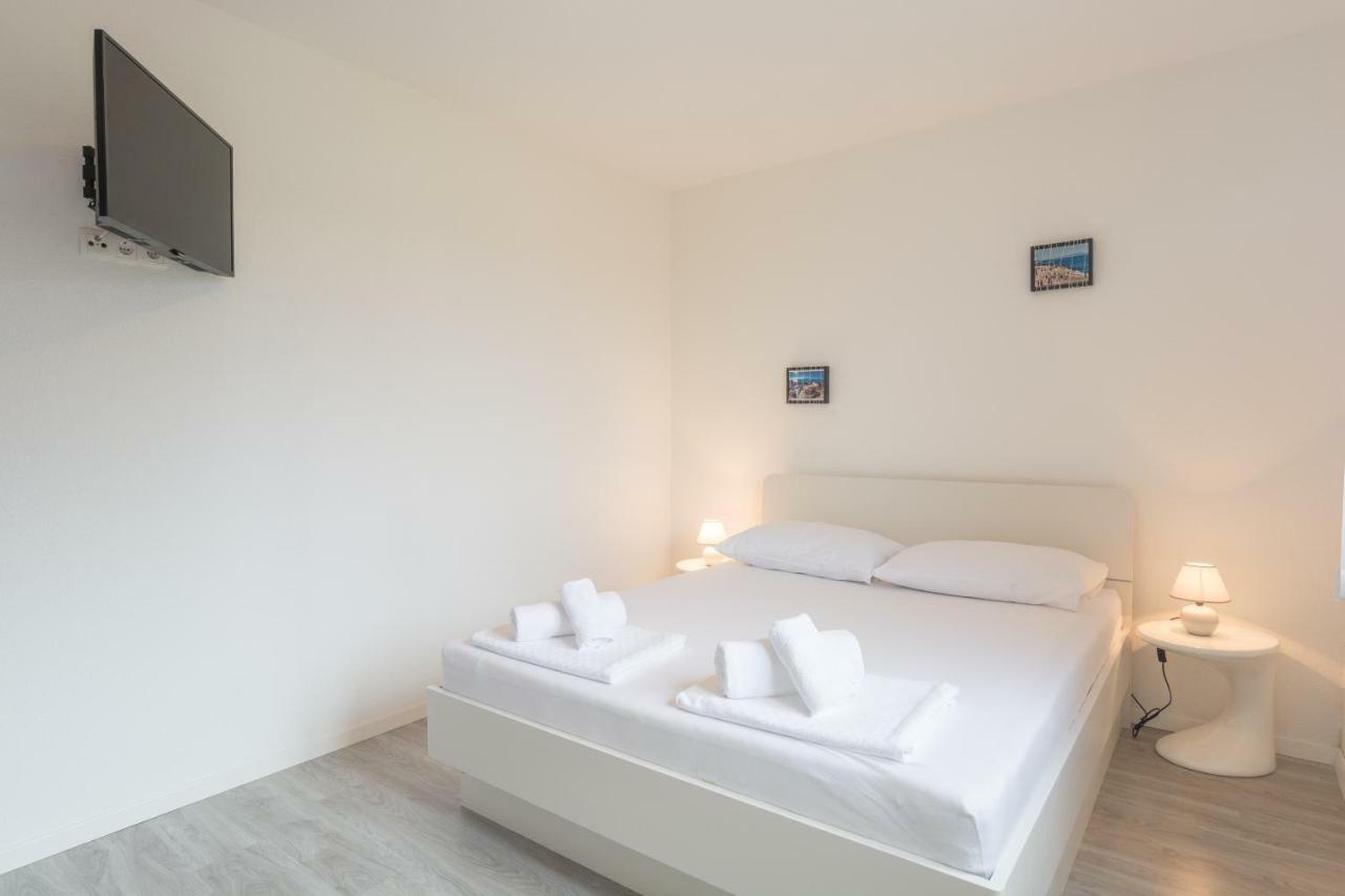 Apartment Kozina Zadar Exterior photo